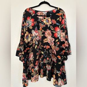 Avenue Floral Blouse Size 22/24
